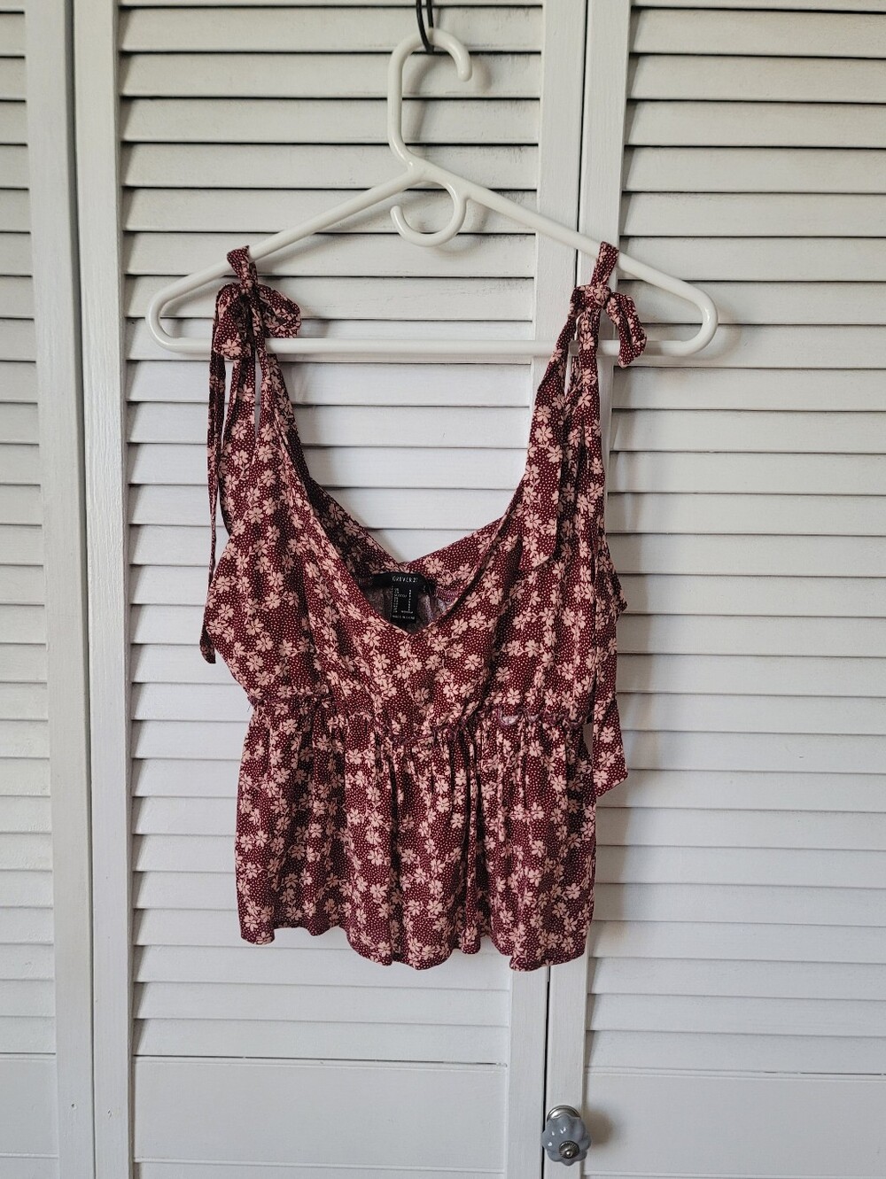 FOREVER 21 Burgundy Floral Tie-Shoulder Peplum Camisole, Size S
